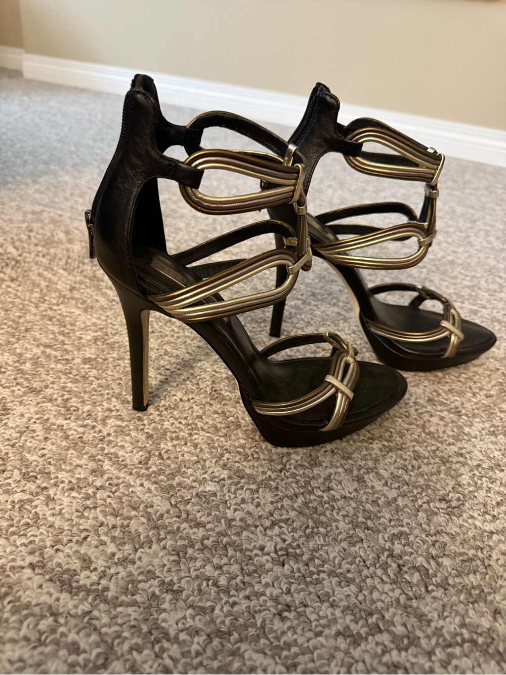 BCBGMaxAzria Black Sandal Heels with Gold Metallic Straps - Picture 2 of 6